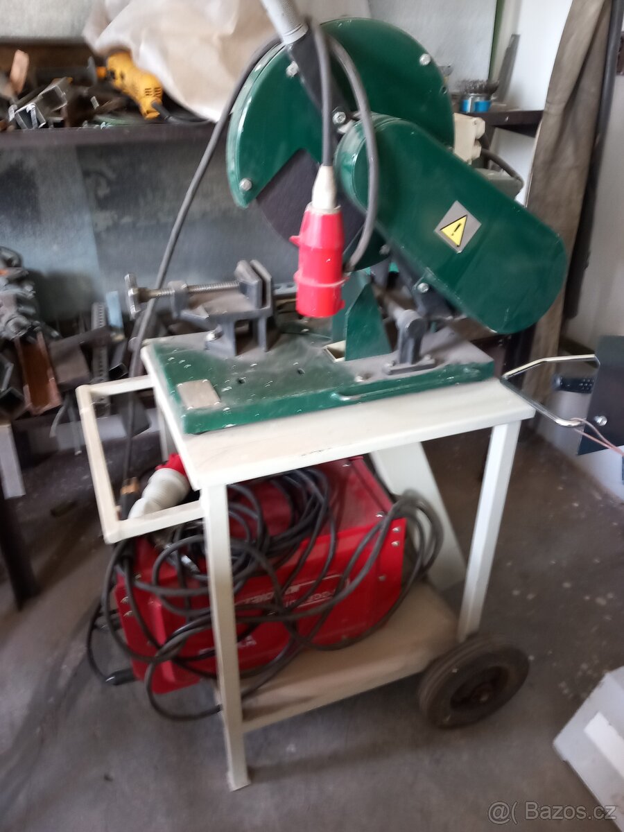 kotoučová rozbrušovací pila KDR 300P.R - 3