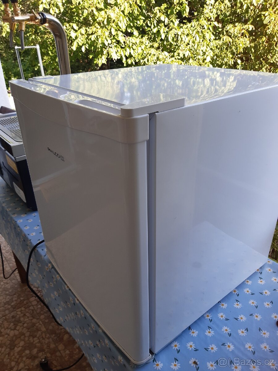 Mini lednička s mini mrazáčkem - 3