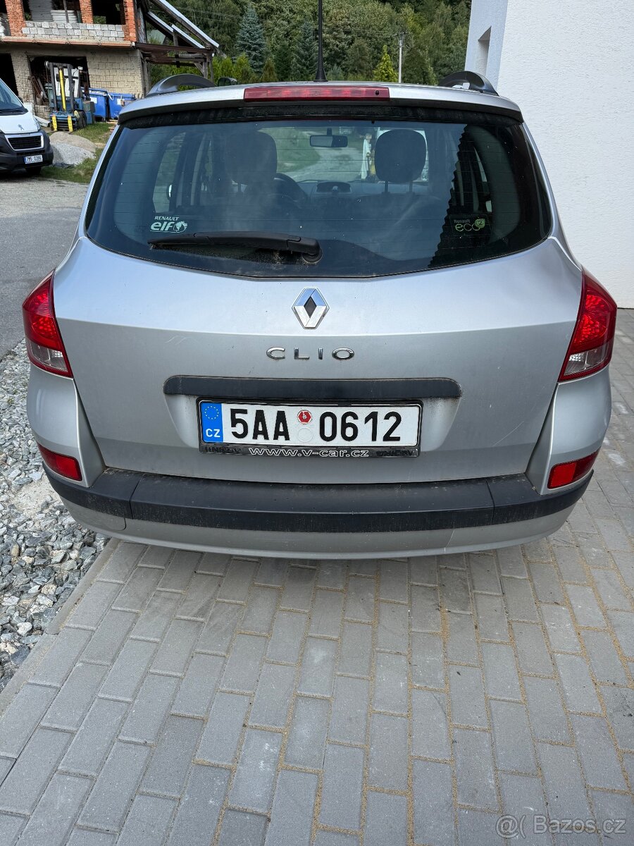 Renault Clio 1.5dci 50kW rok 2008 - 3