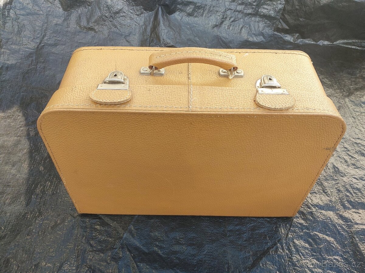 Šicí stroj Lada - 3