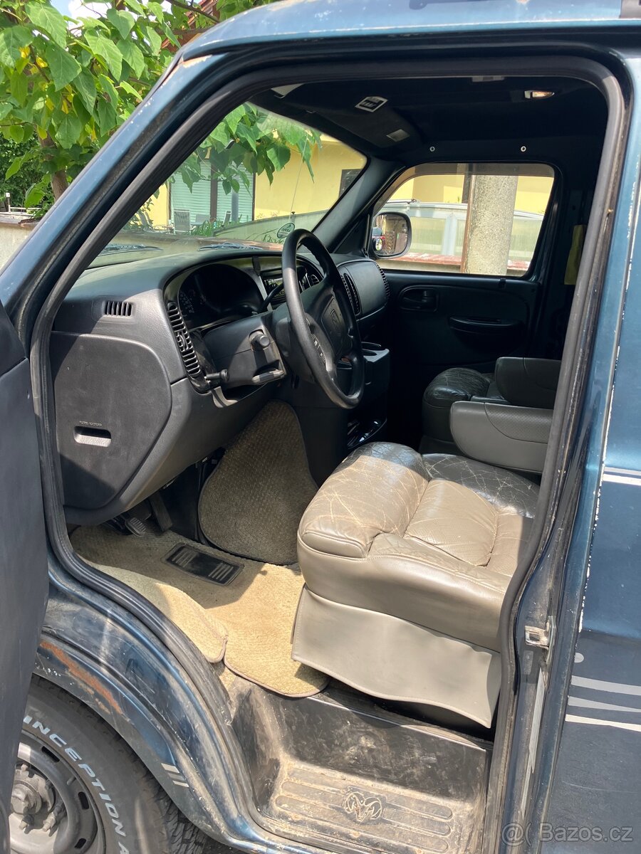 Dodge ram 1500 van LPG