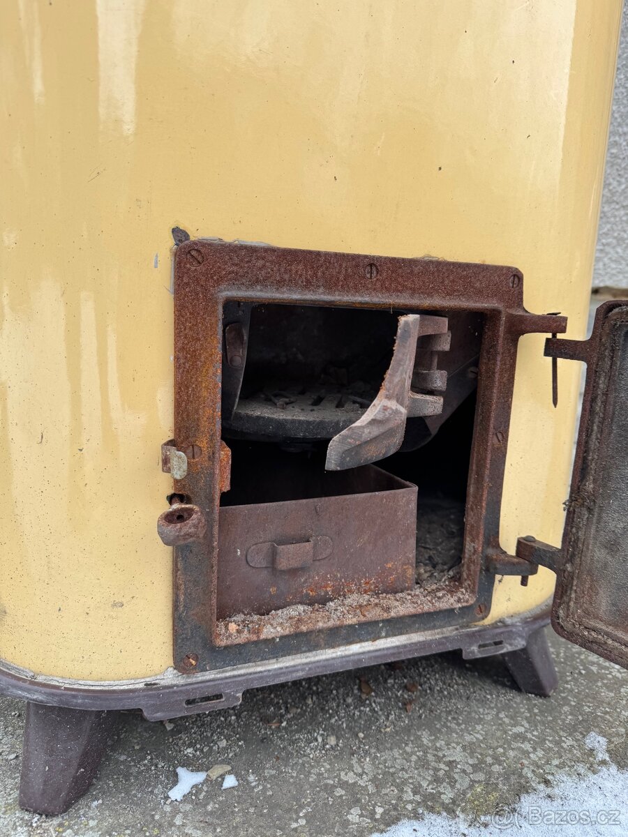 Prodám kamna značky Club - 3