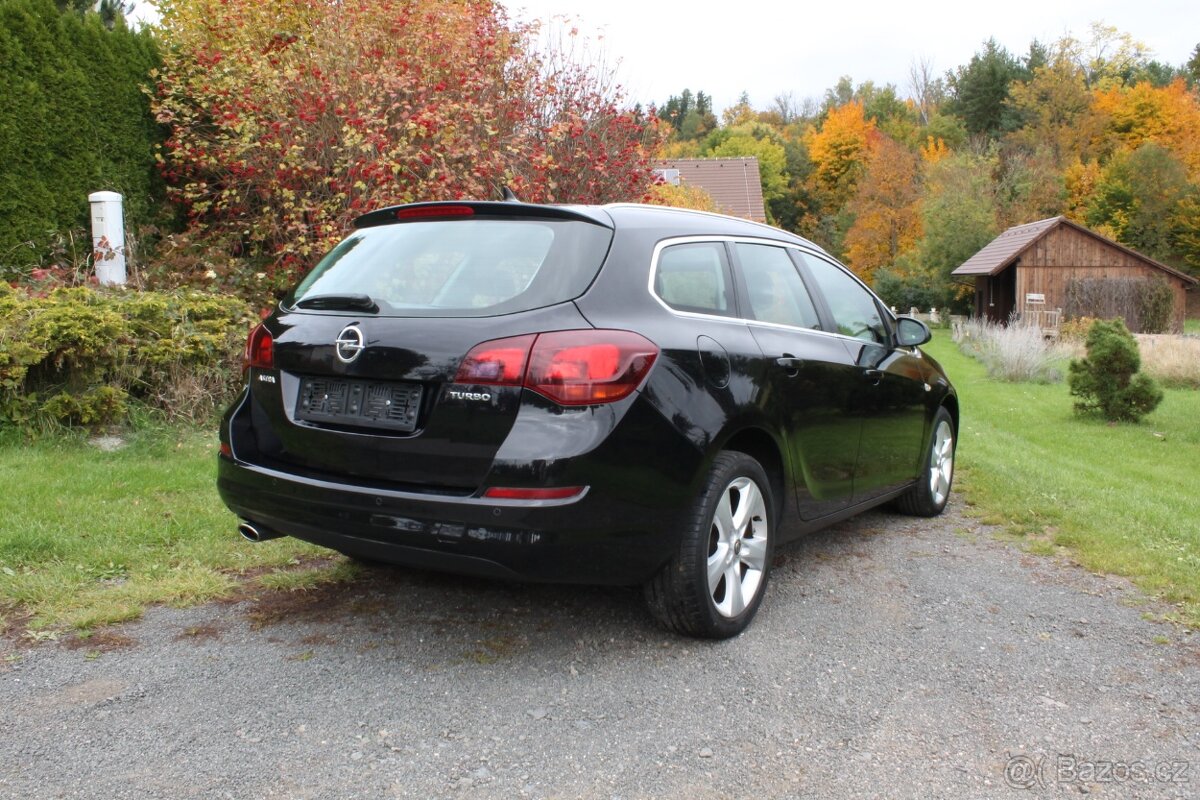 Opel Astra 1.4 T 103KW, Sports Tourer, Servisní kniha - 3