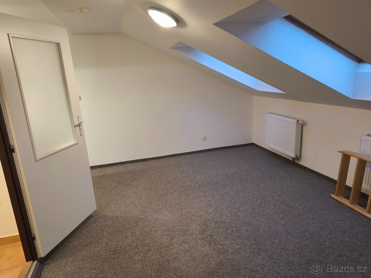 Pronájem bytu 2+kk 56 m² s alkovnou - Horská, Trutnov - 3