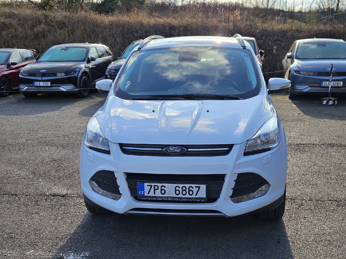 Ford Kuga 2.0TDCi 110KW manuál STK 11/2027 Navi 4WD / AWD / - 3