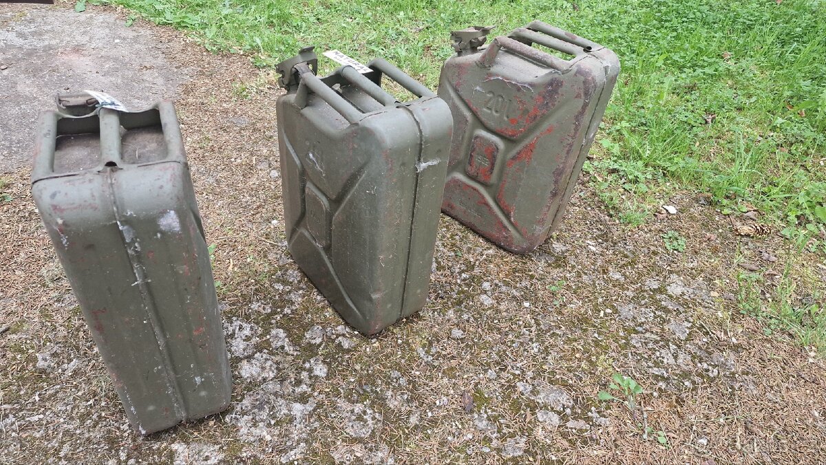 Plechový kanyst - 3