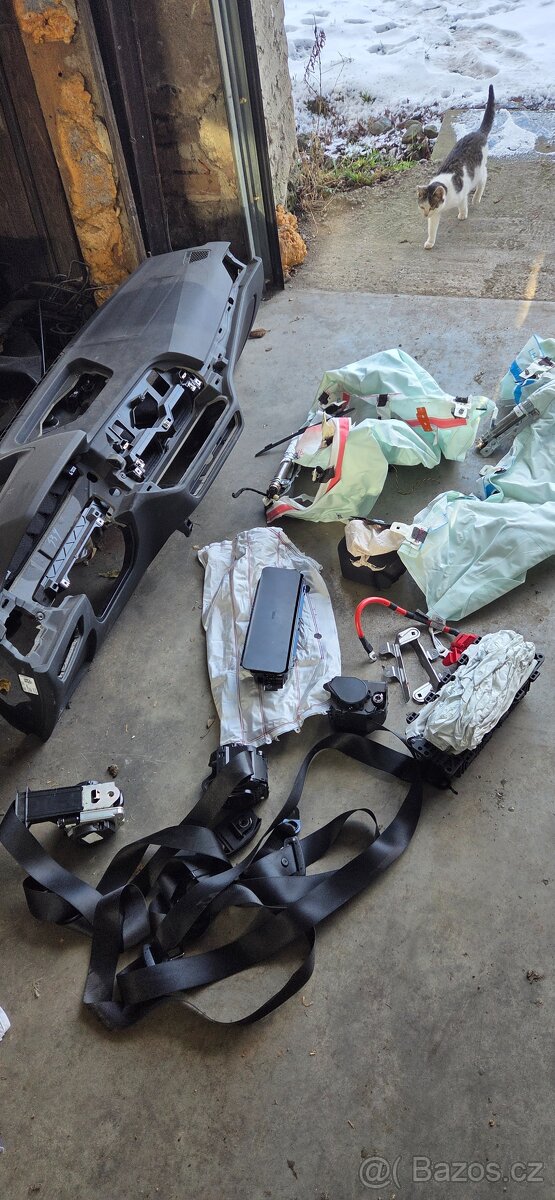 Bmw 3 g20 21 airbagy pasy palubní deska na repas - 3