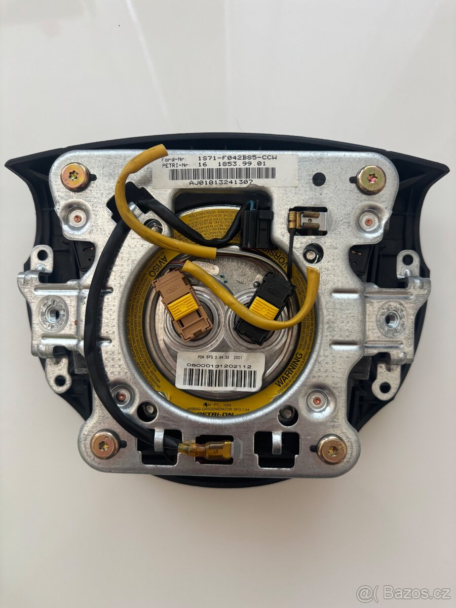 Zbytky Ford Mondeo - 3