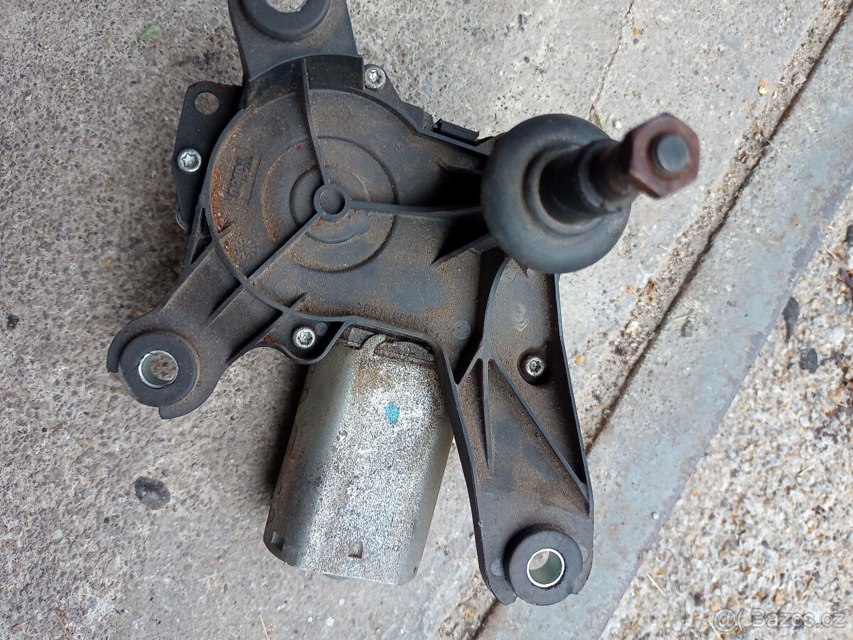 motorek stěrače - 3