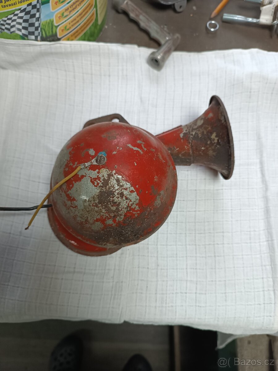 Starý klakson na auto - 3