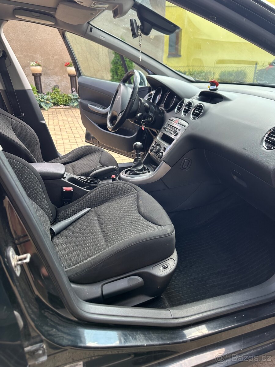 Peugeot 308 - 3