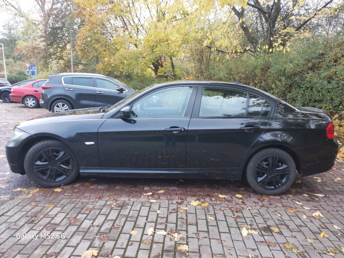 Prodám BMW 320i benzin - 3
