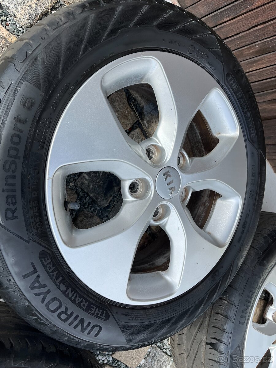 4x litá kola 5x114 R16, letní pneu - 3