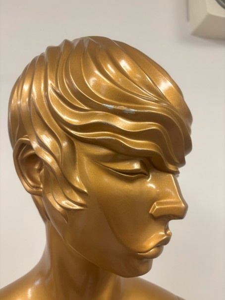 DÁMSKÁ FIGURÍNA - ZLATÁ - 3