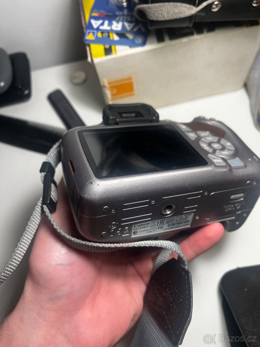 📷 Canon EOS 1300D – stříbrný + 18–55mm IS II + Canon EF 50m - 3