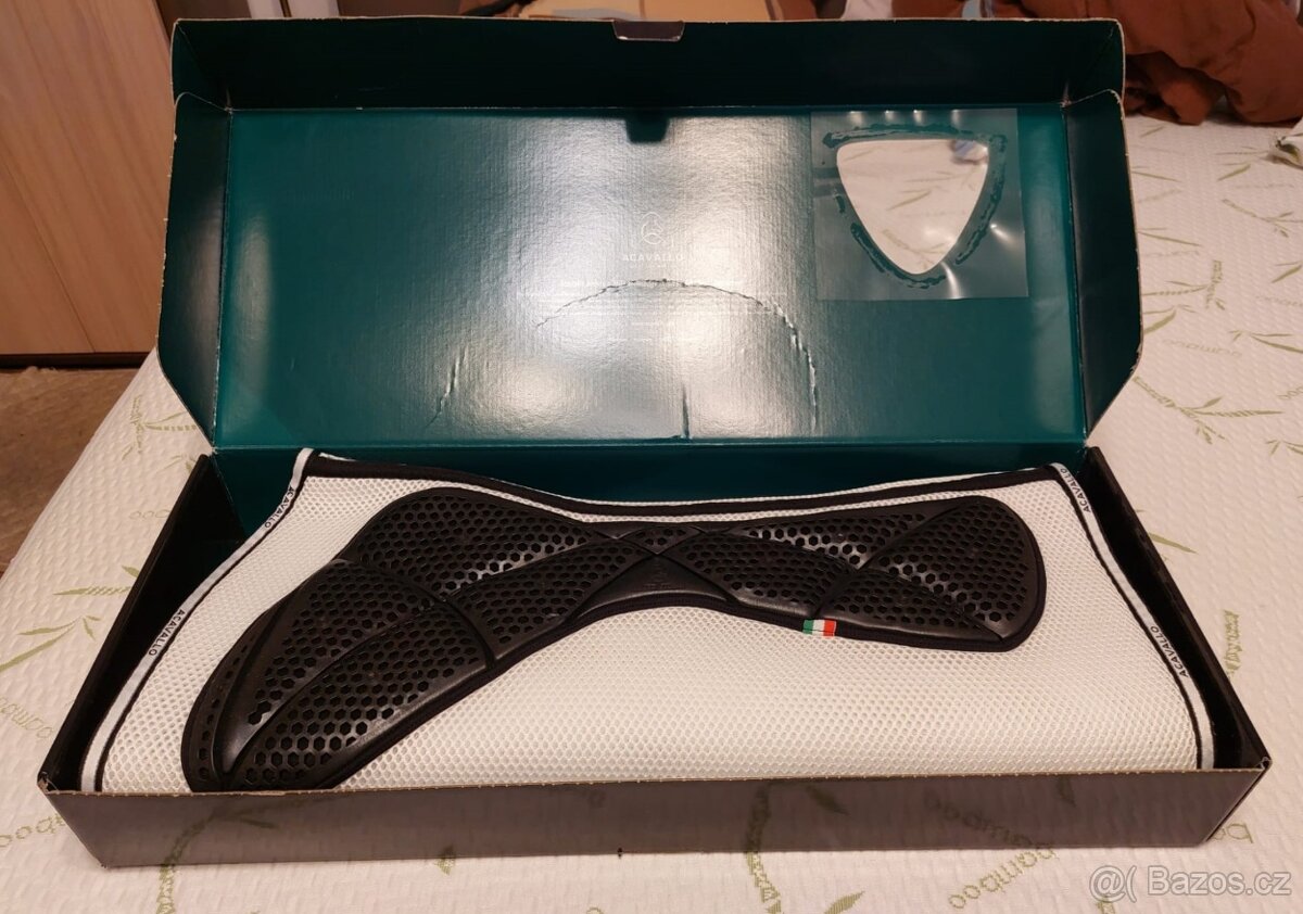 Podsedlová dečka drezurní Acavallo 3D Memory Foam Grip Gel - 3