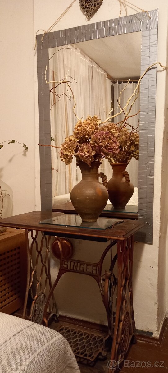 Stůl ze šicího stroje - 3