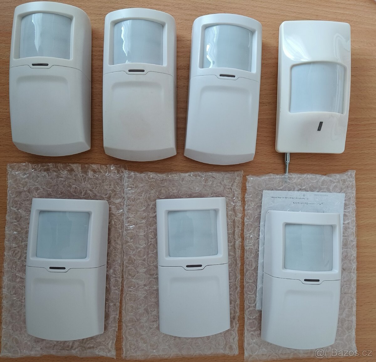 Víceúčelový bezdrátový GSM alarm s bohatým příslušenstvím - 3