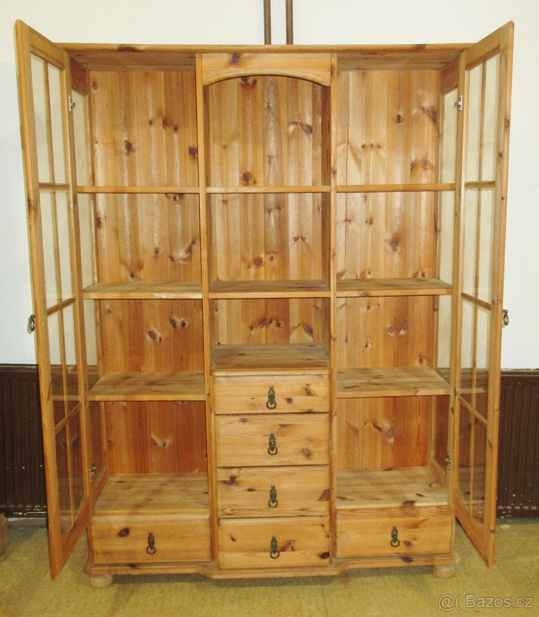 Borovicová vitrína - celomasiv - Výborný stav - 3