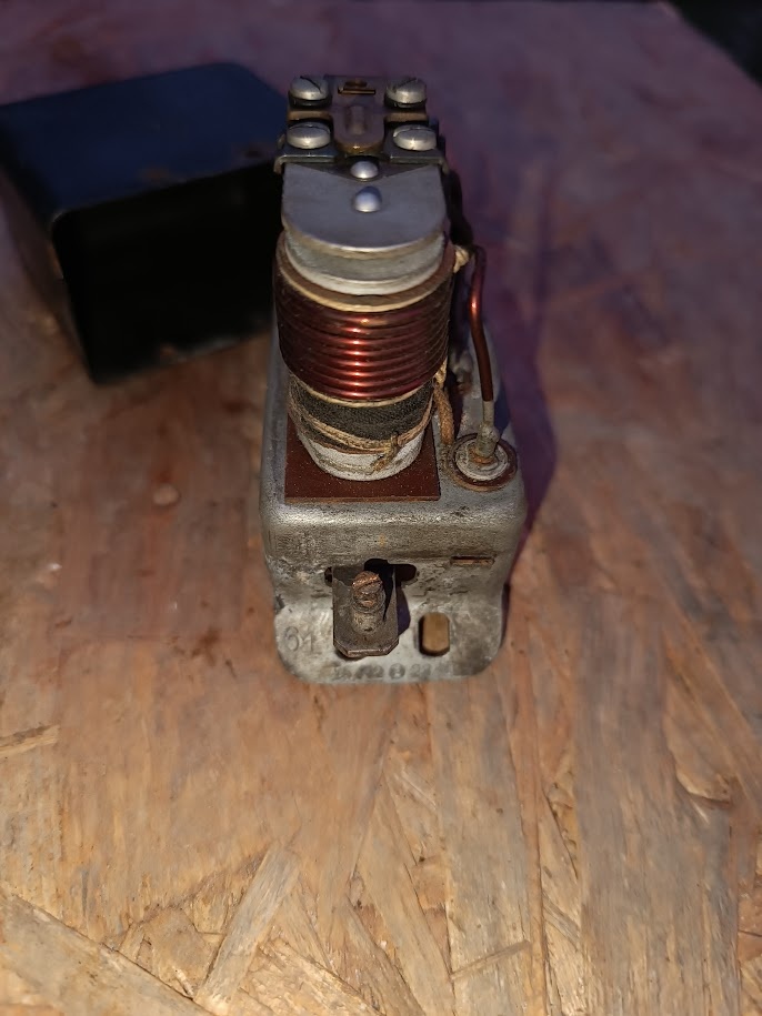 regulátor napětí Bosch - 3