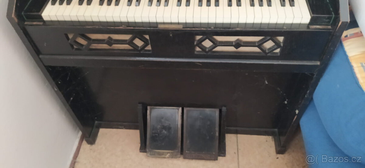 HARMONIUM - PETROF - 3