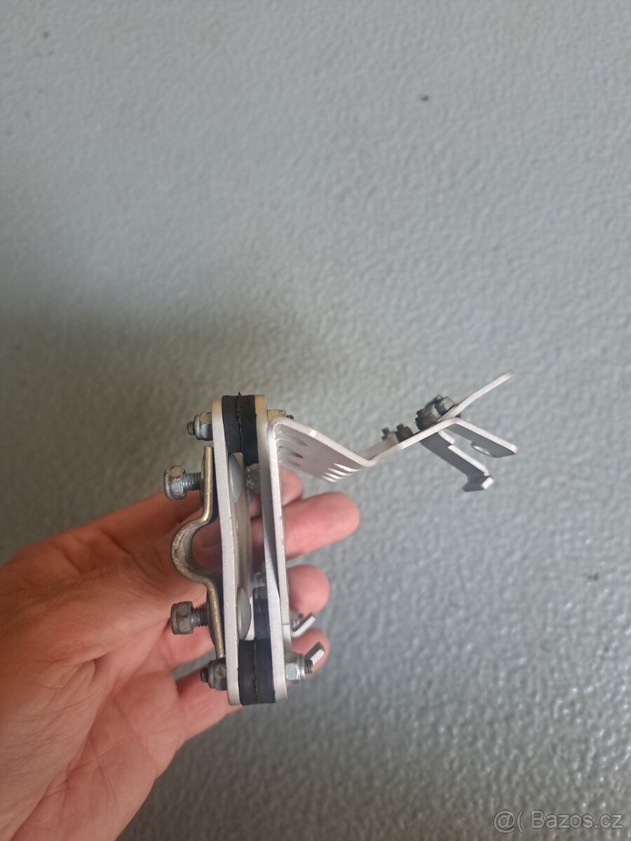 Držák navigace - 3