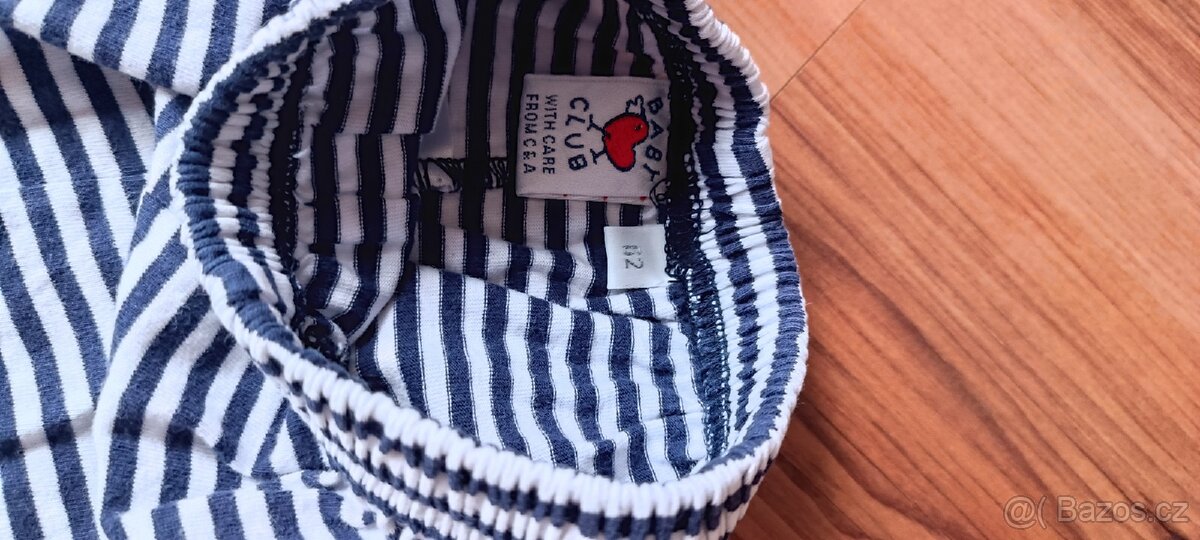 Pruhované kraťasy vel. 62 - 3