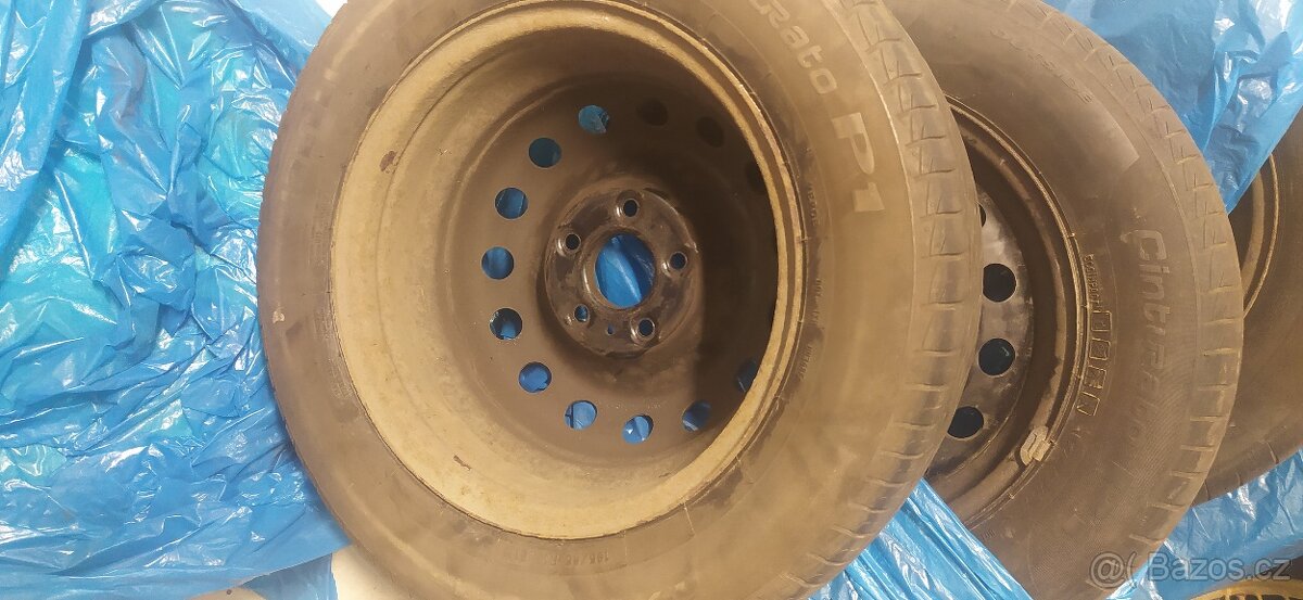 Plechové disky s poklicemi 15 - 3