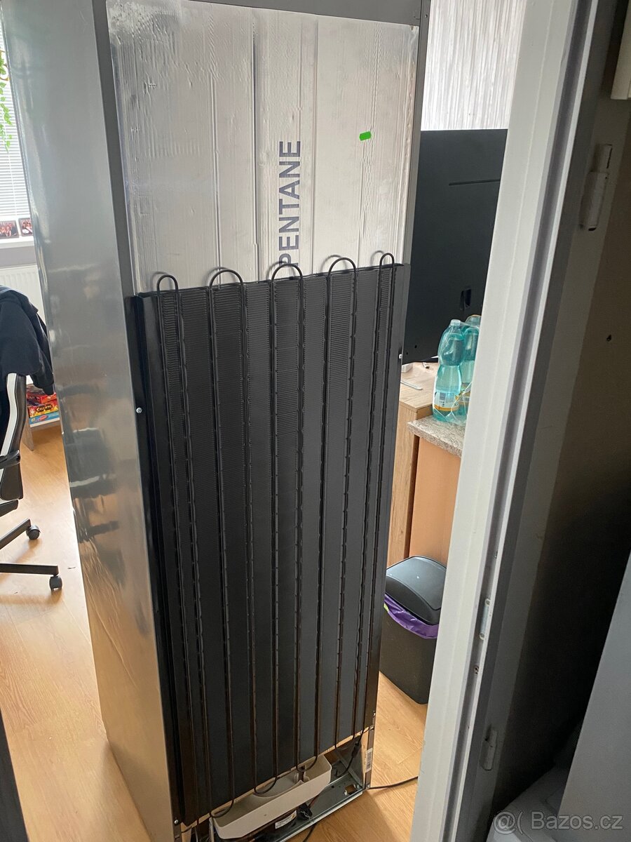 Indesit chladnička - 3