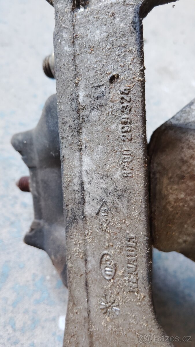 Držák převodovky Megane 2 - 3