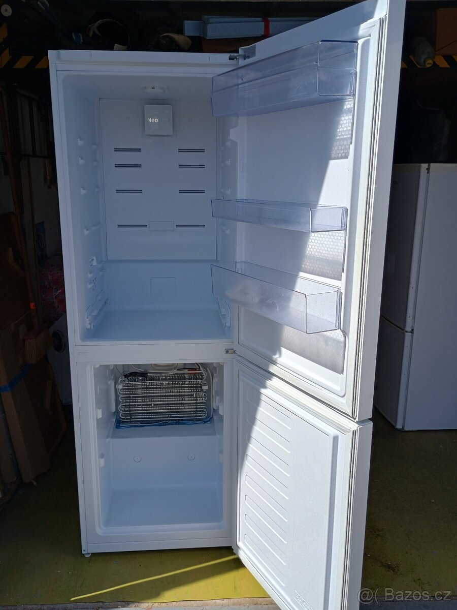 Beko s mrazákem - 3
