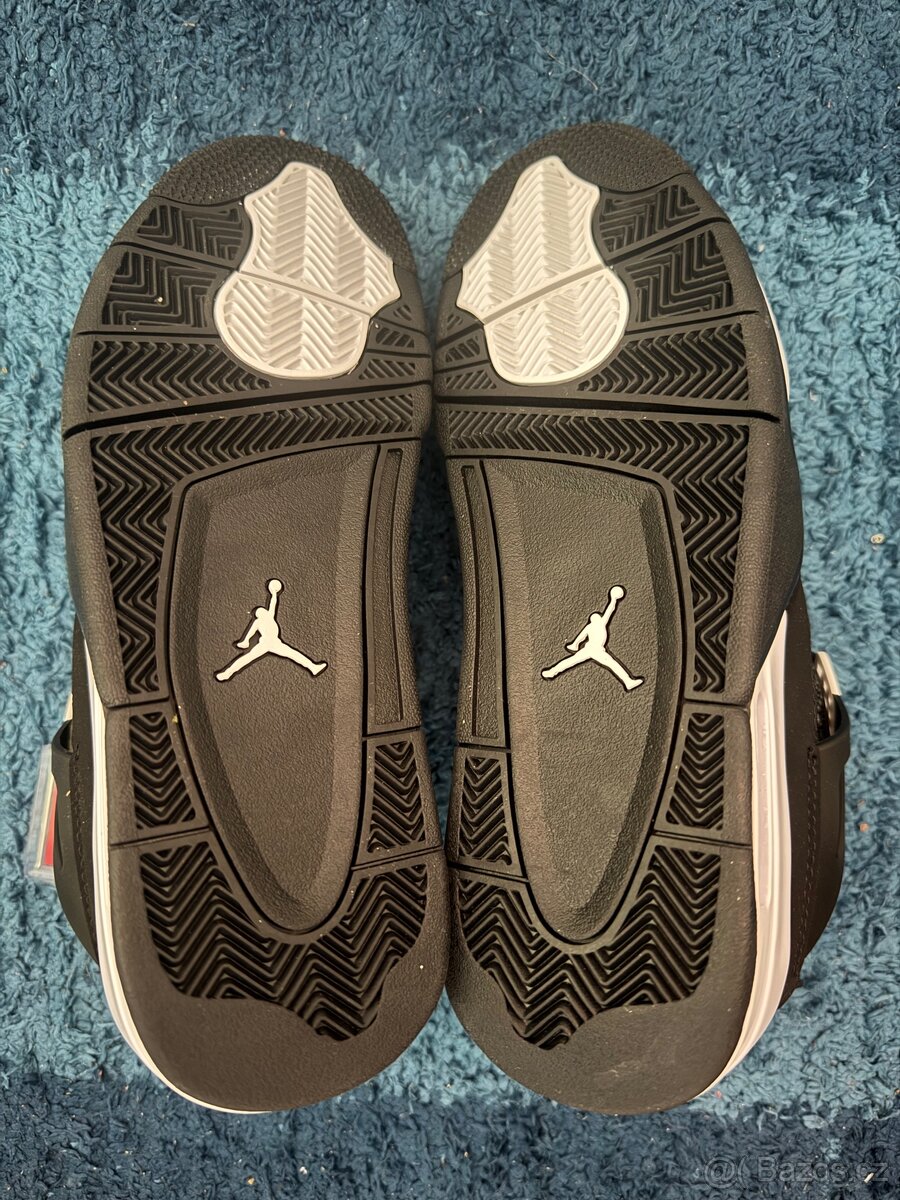 Jordan 4 - White Thunder - 3
