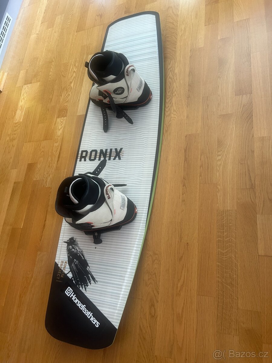 wakeboard Ronix s vázáním Slingshot - 3