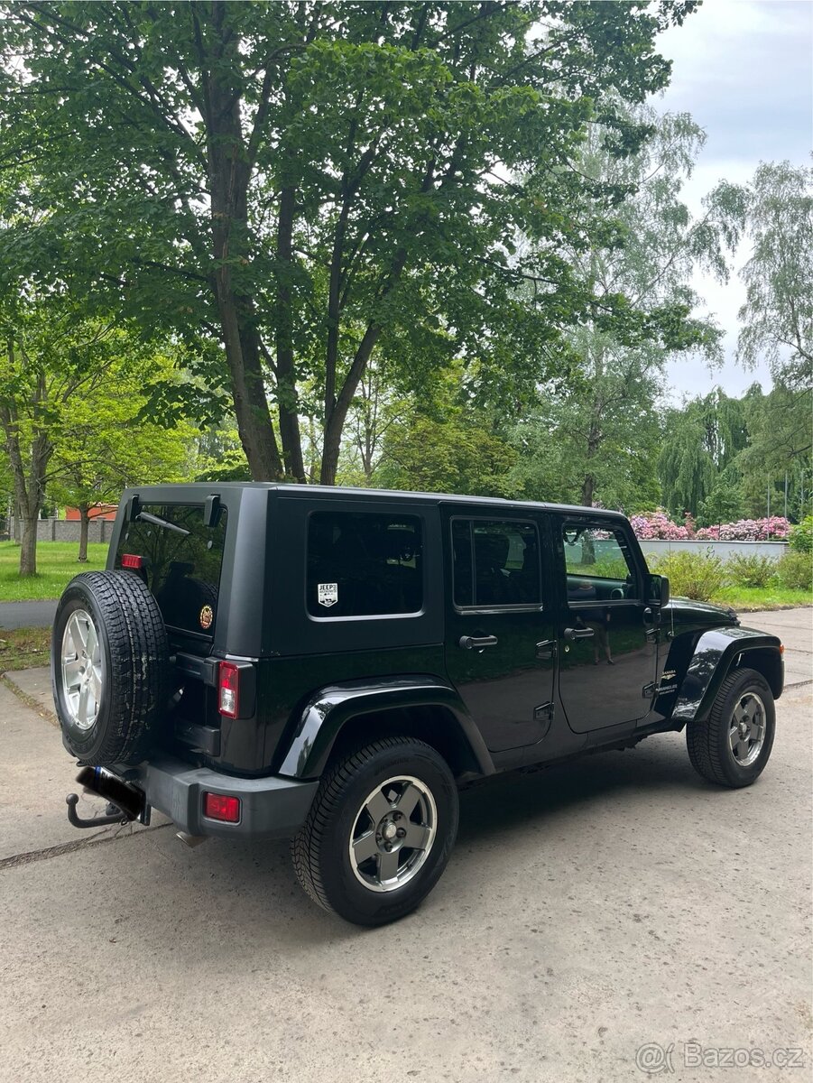 Jeep Wrangler sahara 3.8