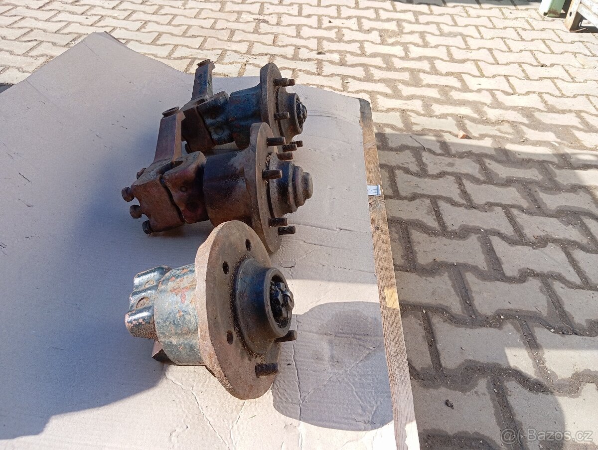 Zetor 7211 náboje - 3