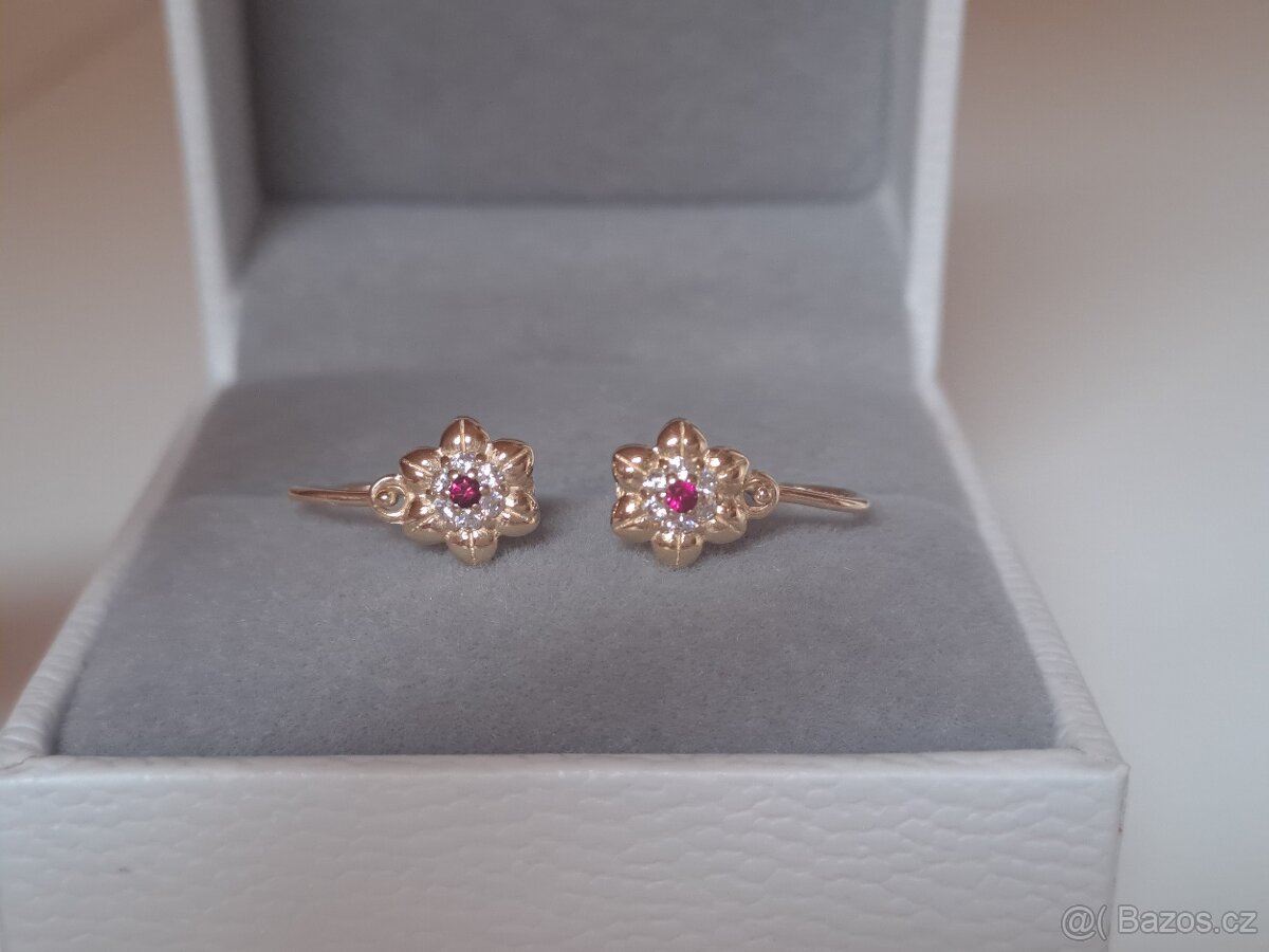 Dětské zlaté náušnice kytičky s kamínky - 3