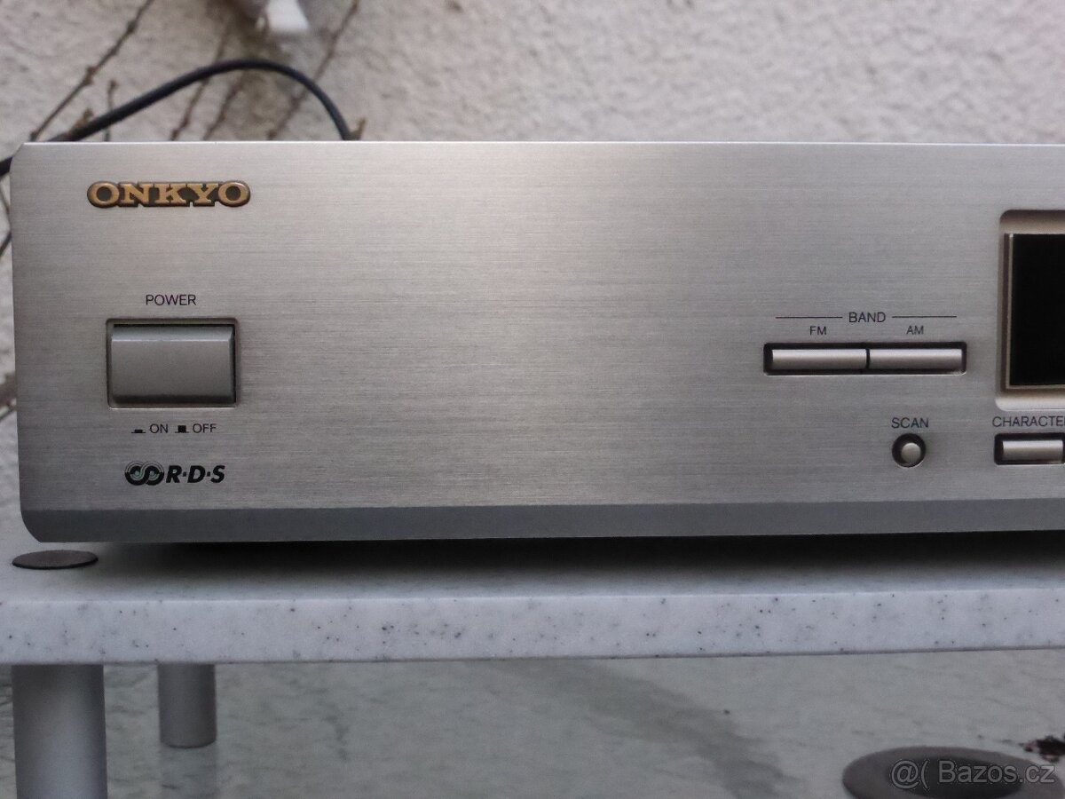 ONKYO T-4211 špičkový tuner s RDS, 30 předvoleb - 3