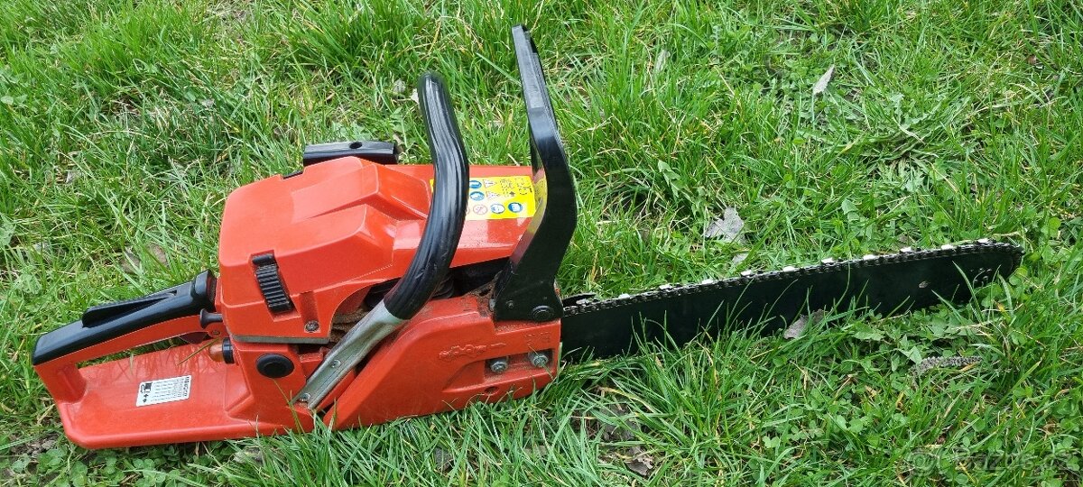 BENZÍNOVÁ ŘETĚZOVÁ PILA HECHT 50 - 3