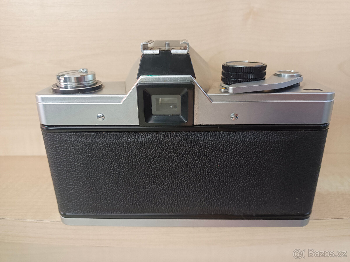 Fotoaparát Praktika LTL zrcadlovka, pěkný stav - 3