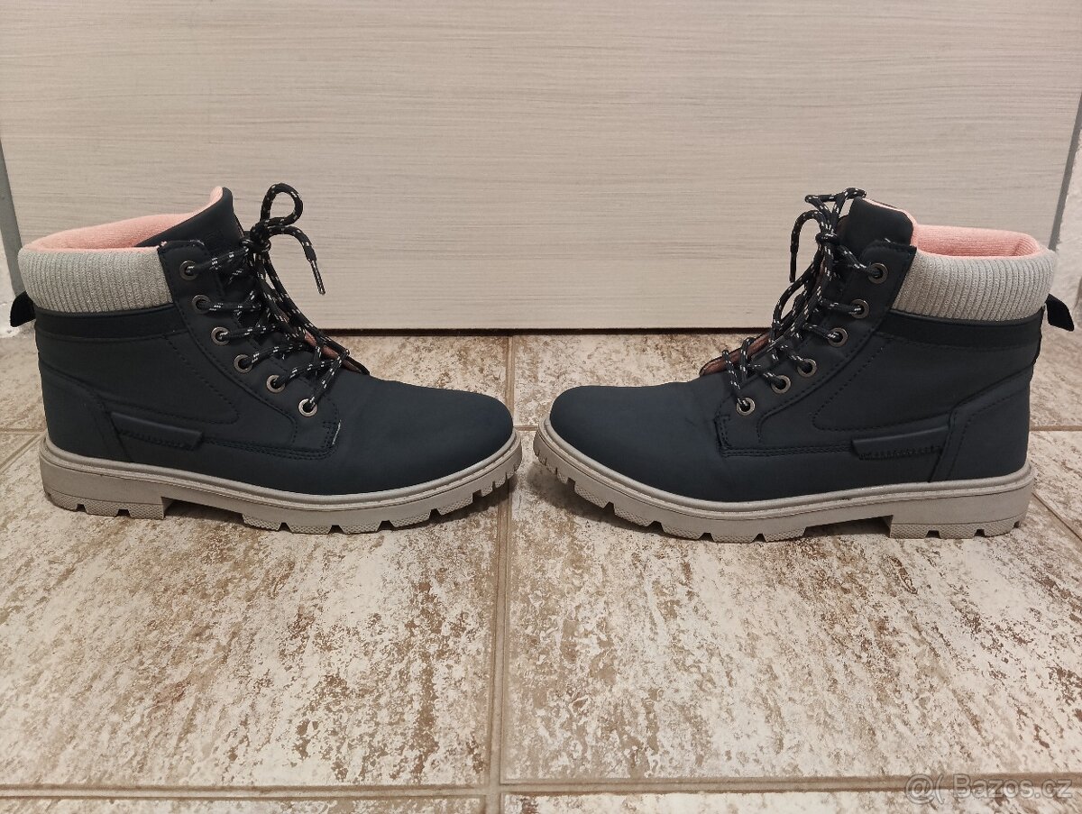 Dámské kotníkové boty Loap vel.38 - 3