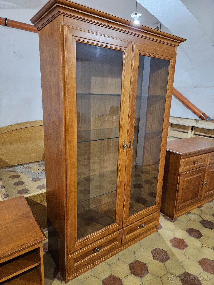 Celý set 3 ks nábytku - 3