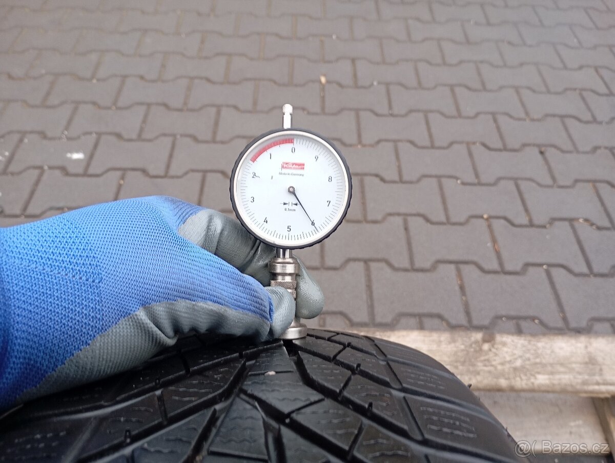 215/60/17 zimní pneu yokohama - 3