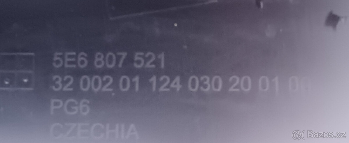 Spojler zadního nárazníku Škoda Octavia IV 5E6807521 - 3