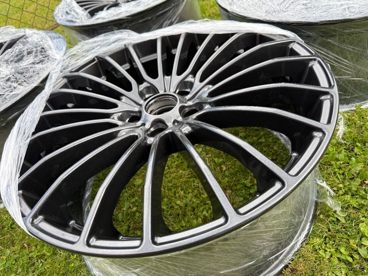 Brock B24. 5x114,3 r20 - 3