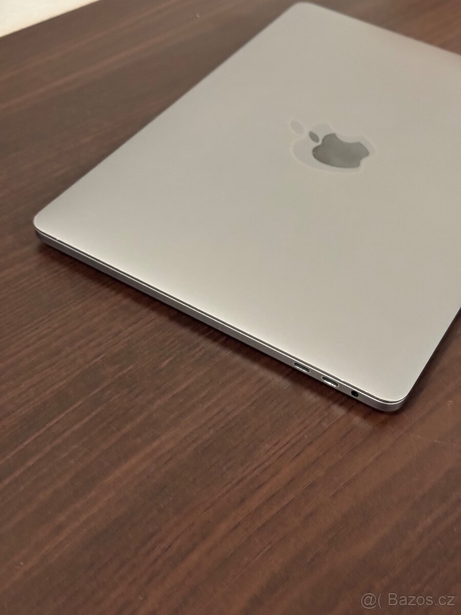 MacBook Pro 13" (2020) - i7/16GB/1TB - DPH - 3