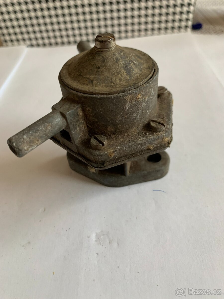 Podavací čerpadlo Wartburg 353 - 3