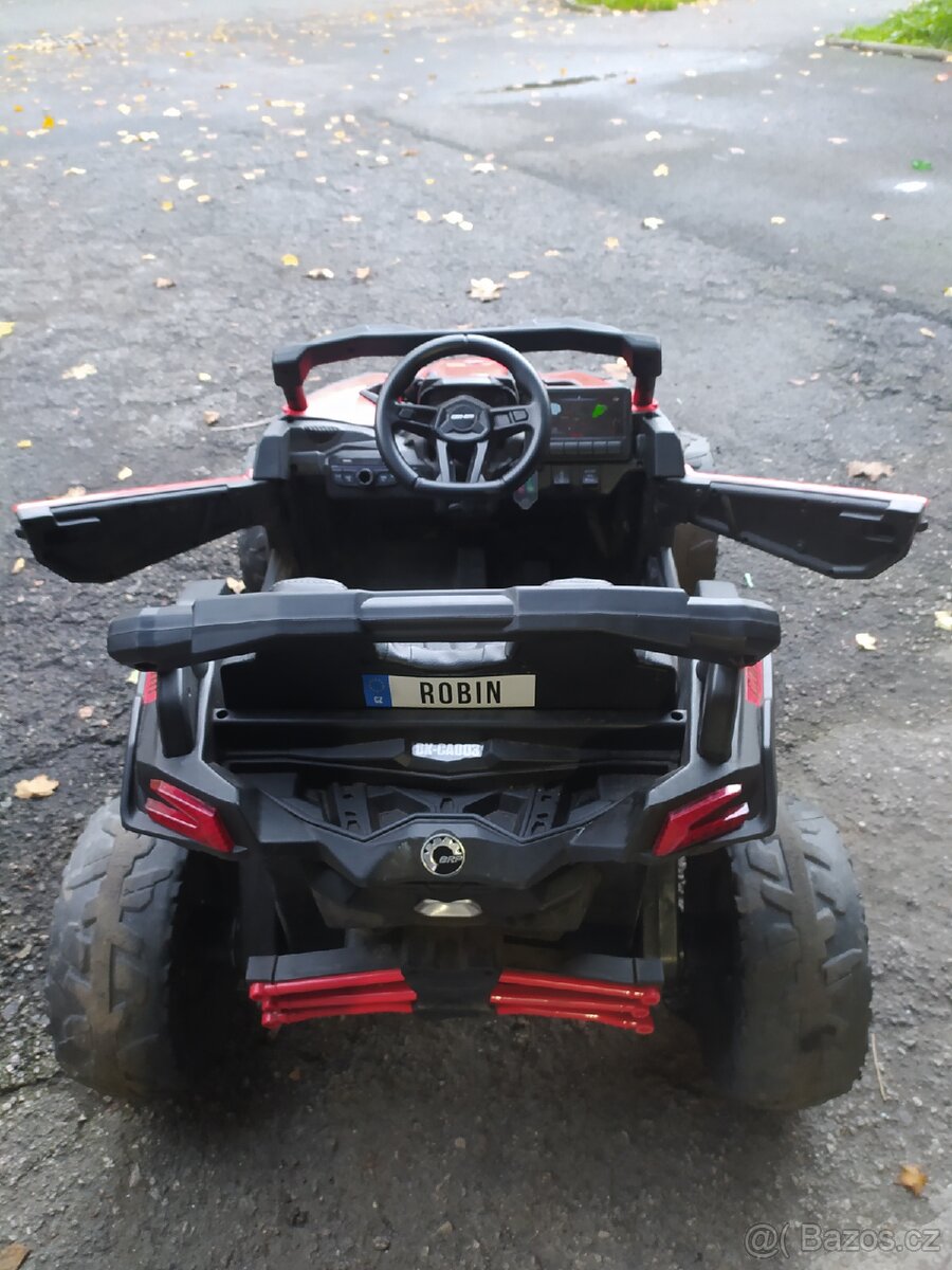 Elektrické autíčko CAN-AM Maverick
nová verze s baterií - 3