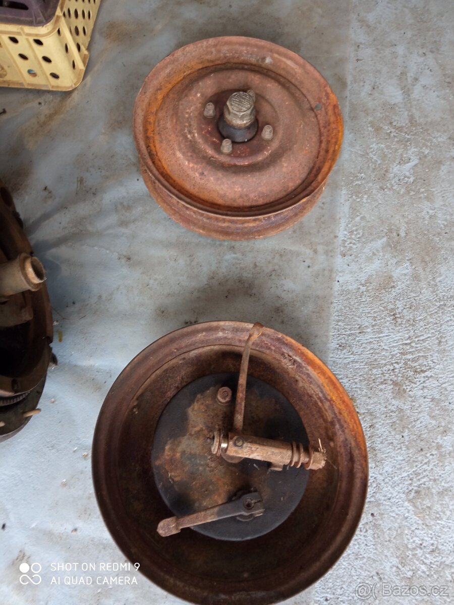 Náboje kol Tatra předválečné. - 3