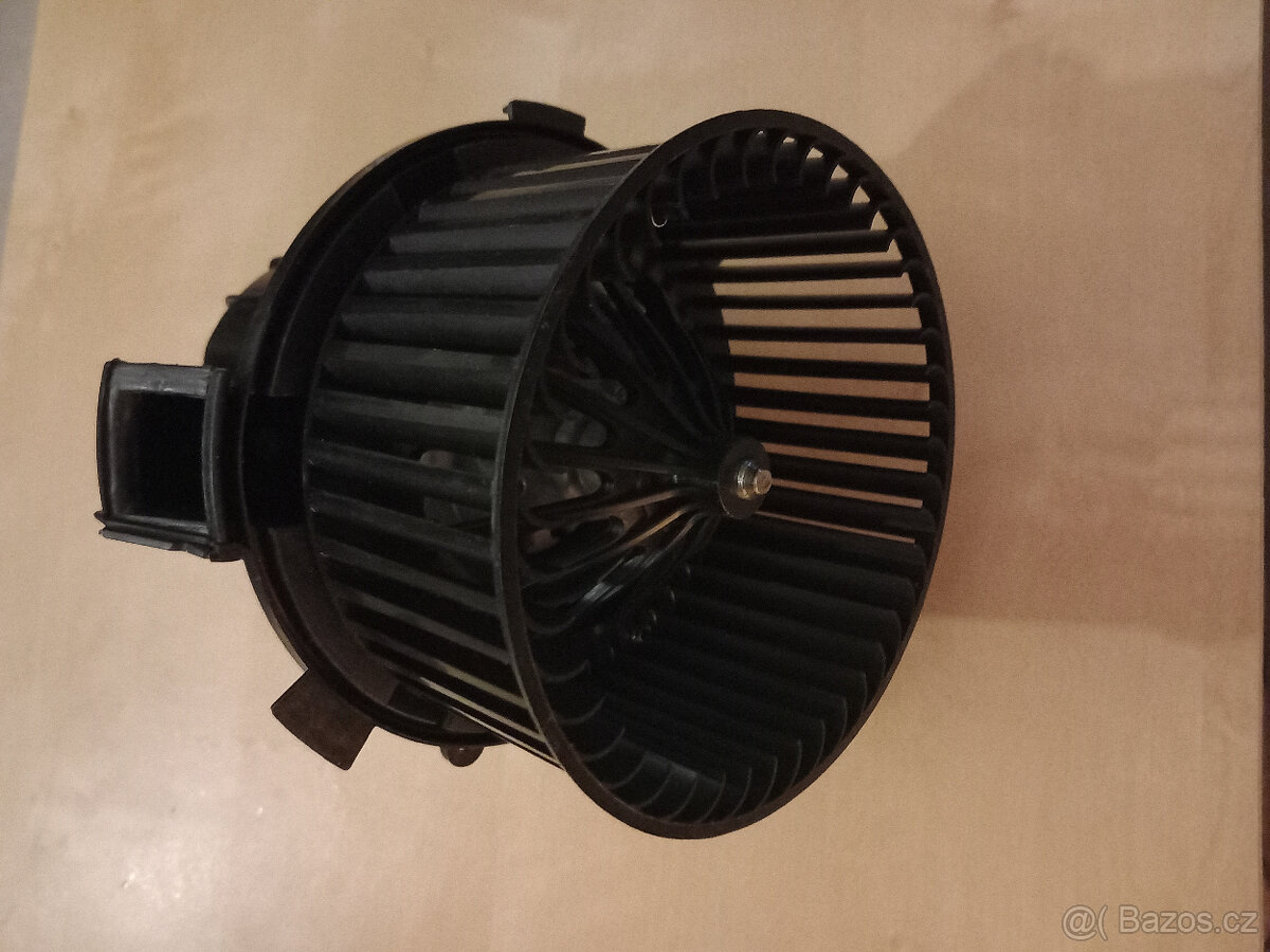 Ventilator topeni Citroen C5 X7 2.0 HDi - 3