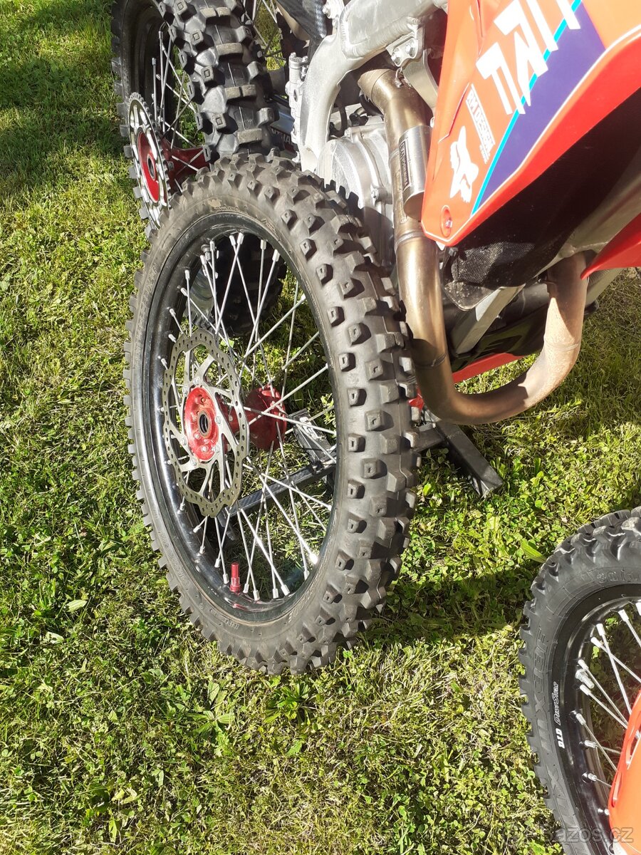 Kola honda crf